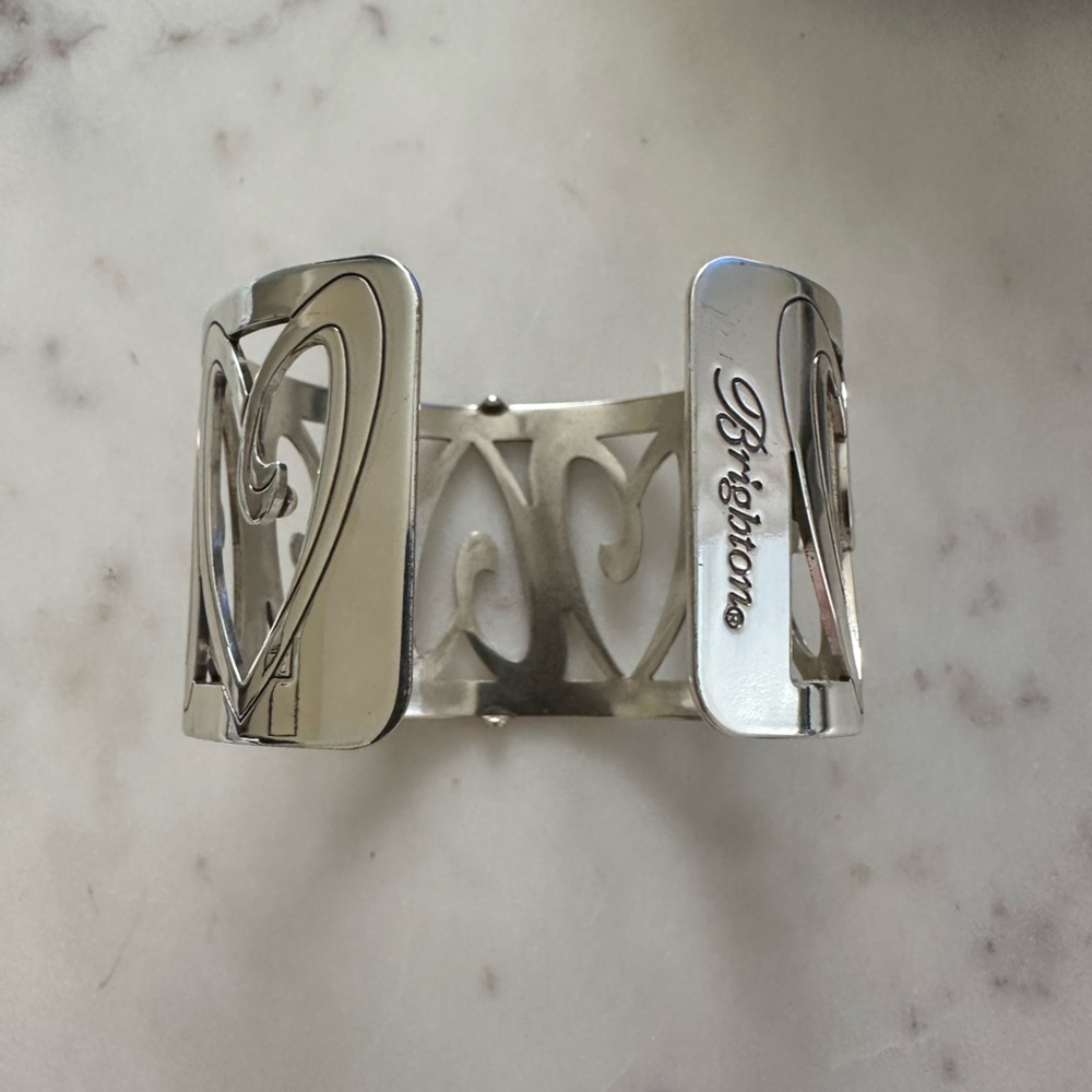 Brighton Christo Prague Heart Cutout Silver Bangle Bracelet - Picture 3 of 5